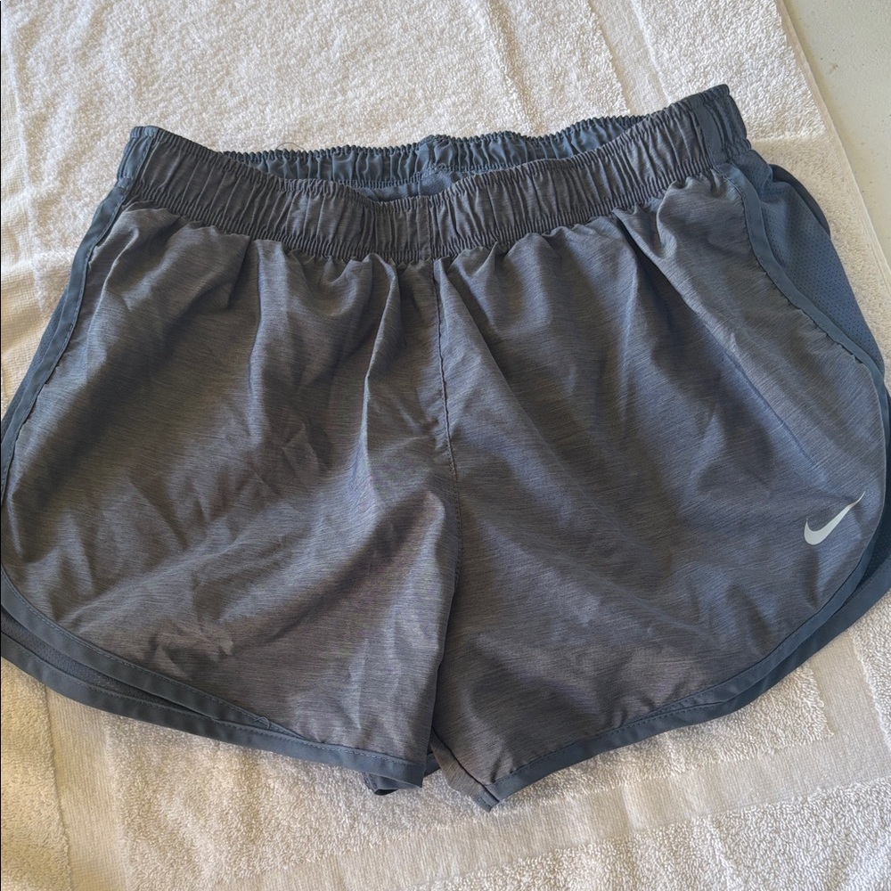 Nike Women's Dark Gray Athletic Running Shorts